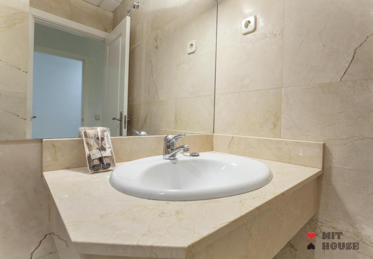 Апартаменты Mit House Puerta Del Sol III En Мадрид Экстерьер фото