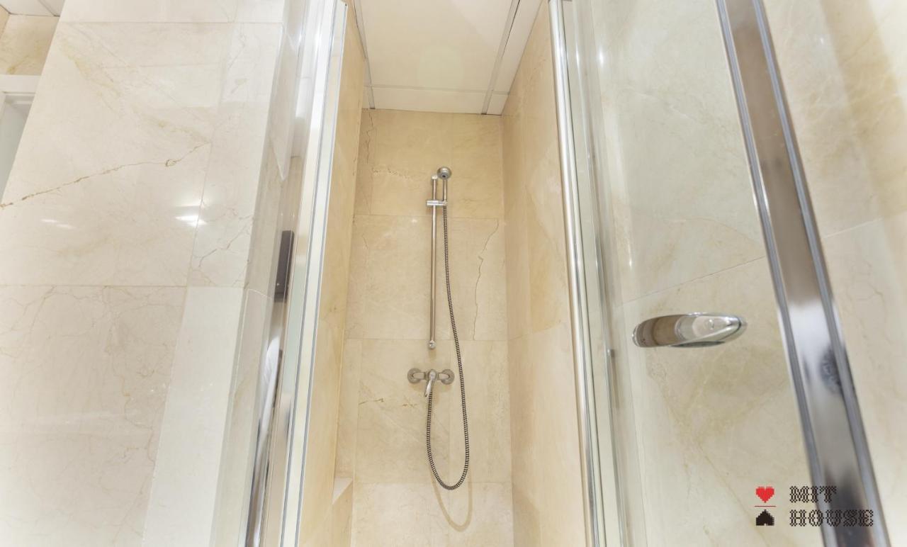Апартаменты Mit House Puerta Del Sol III En Мадрид Экстерьер фото